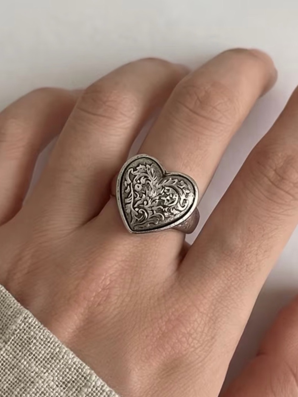 Western Ring Heart-Shaped Silver Vintage Floral Ring - Bohemian Women's Jewelry